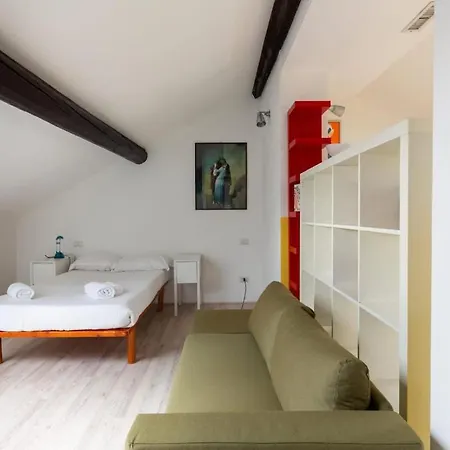 Daire Navigli Attic *