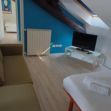 Navigli Attic *