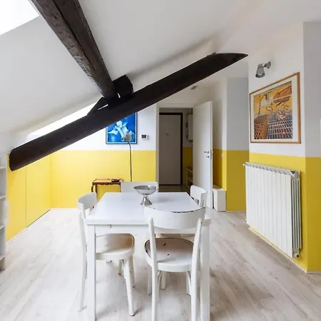 Navigli Attic Daire *